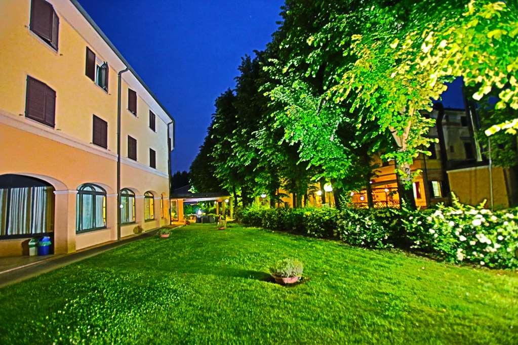 Hotel Le Ville Modena Faciliteiten foto